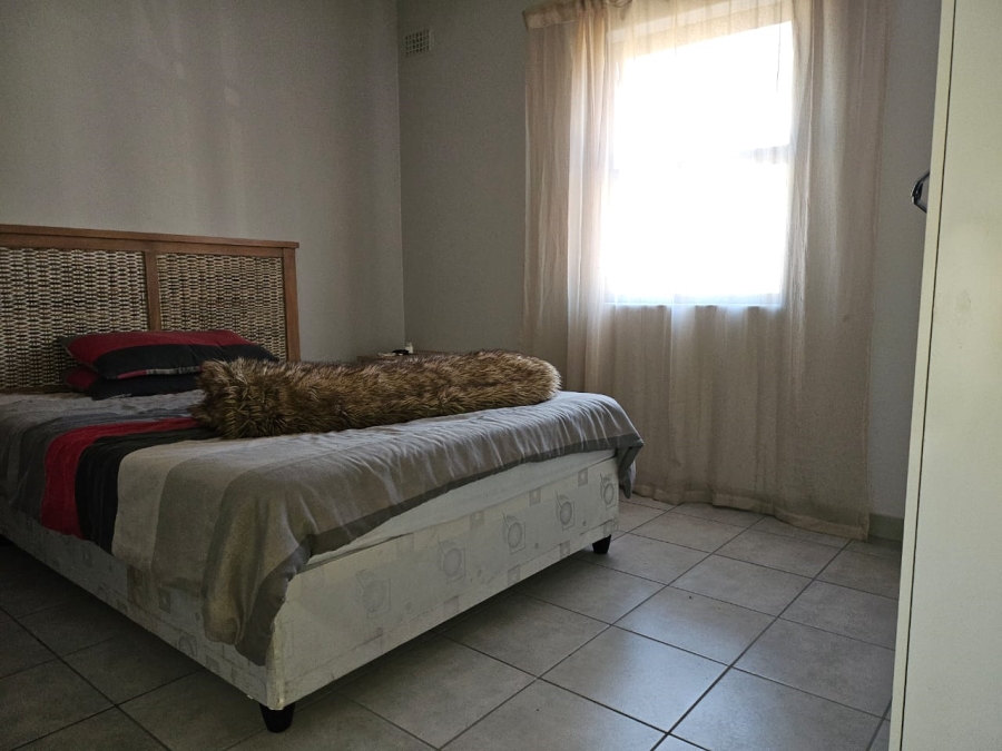 To Let 1 Bedroom Property for Rent in Parklands East Western Cape